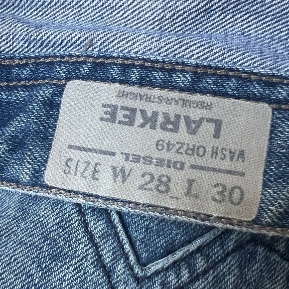 Diesel Larkee Straight Leg Button Fly Blue Denim Jeans Size 28x30 - Picture 3 of 8